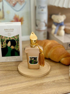 عطر ادکلن زنانه زرجوف کازاموراتی لیرا برندکالکشن کد 337 (Brand Collection Xerjoff Casamorati Lira) 25 میل