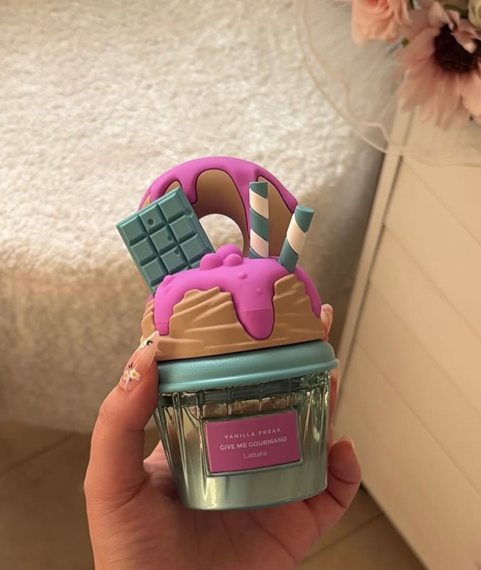 عطر وانیلا فریک (Vanilla Freak) از لطافه