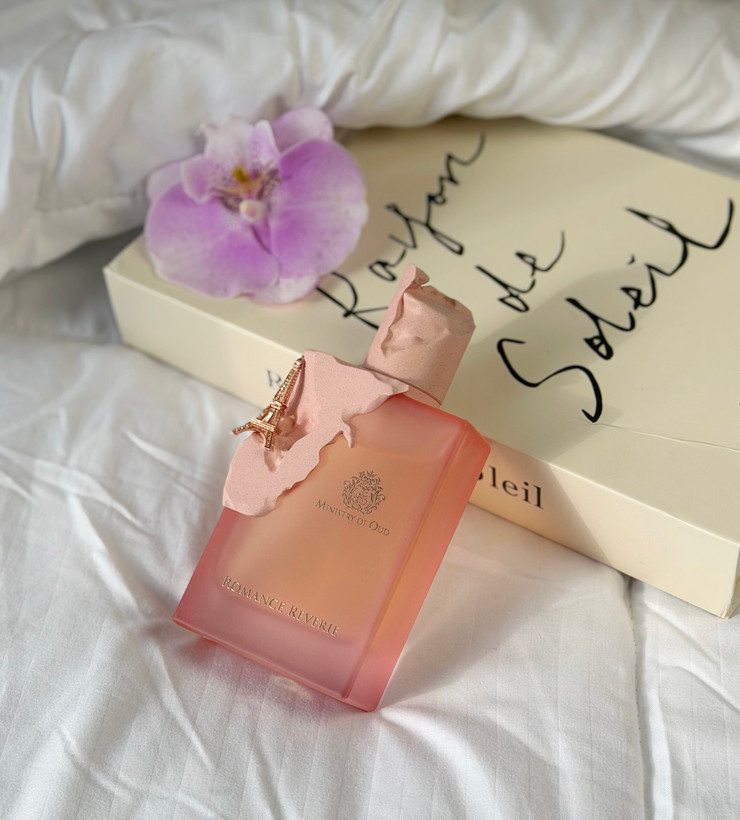 Romance Reverie رومنس رِوِری پاریس کرنر
